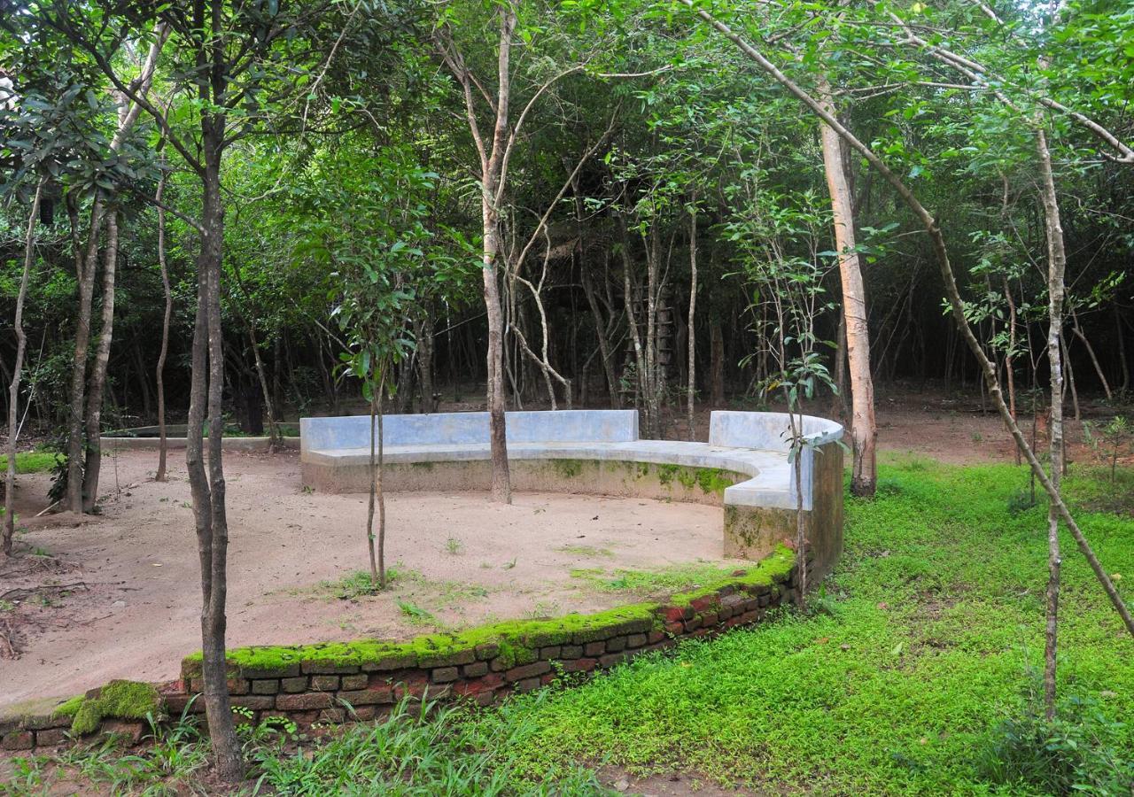 Back Of Beyond - Pidurangala Villa Sigiriya Exterior photo